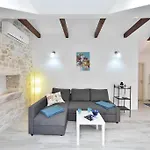 House Riva *