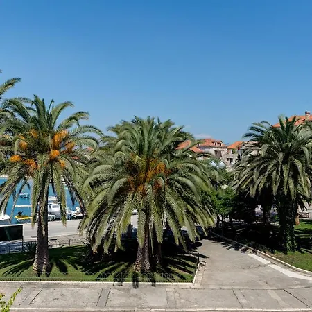 Apartment House Riva